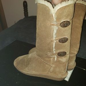 Bearpaw boots